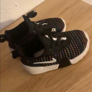 Toddlers Nike shoes